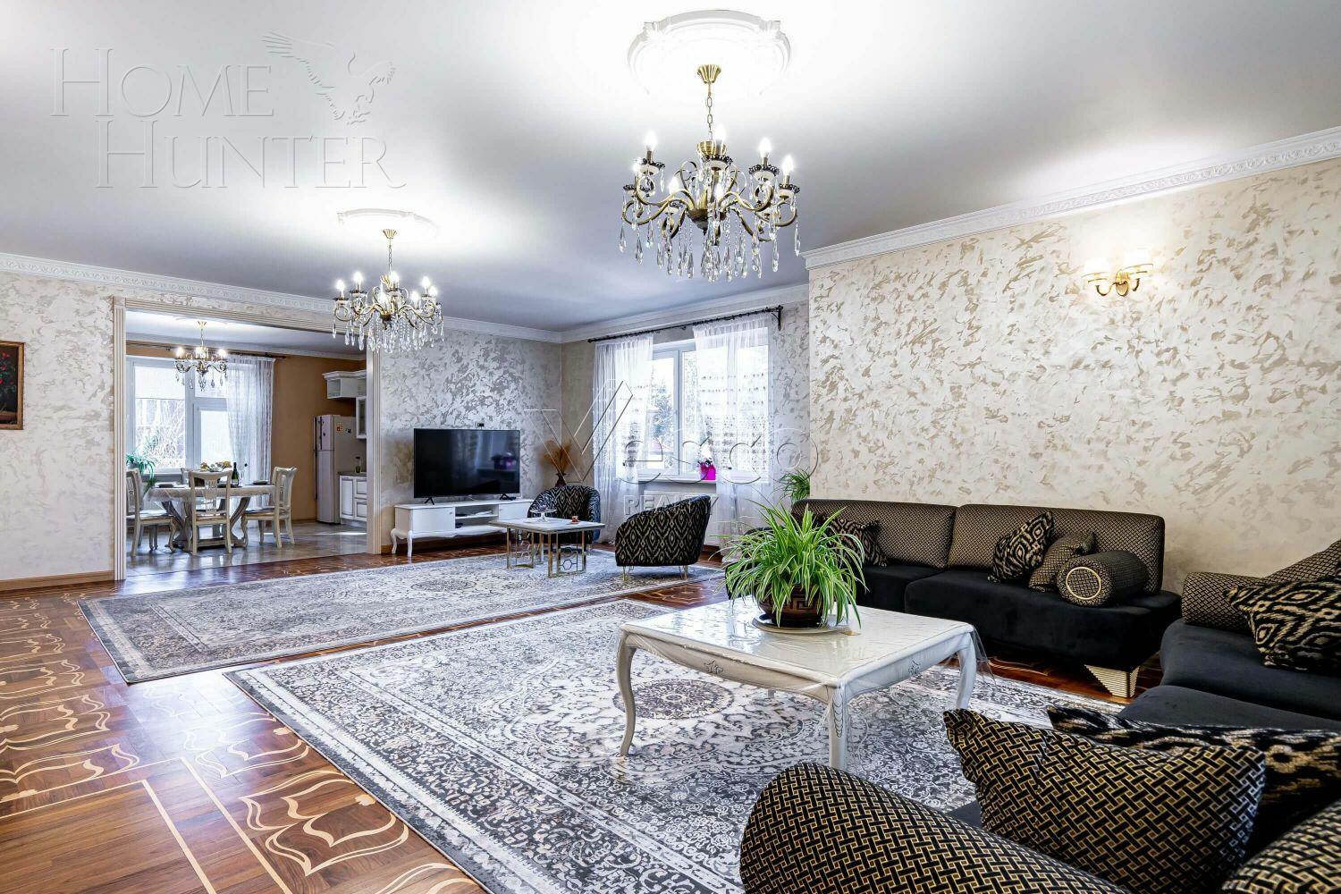 2-этажный коттедж 1 065 м² с отделкой