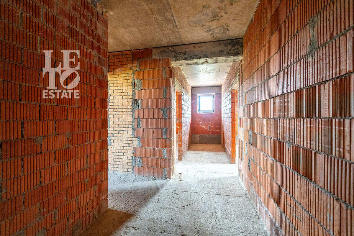 2-этажный коттедж 480 м² без отделки