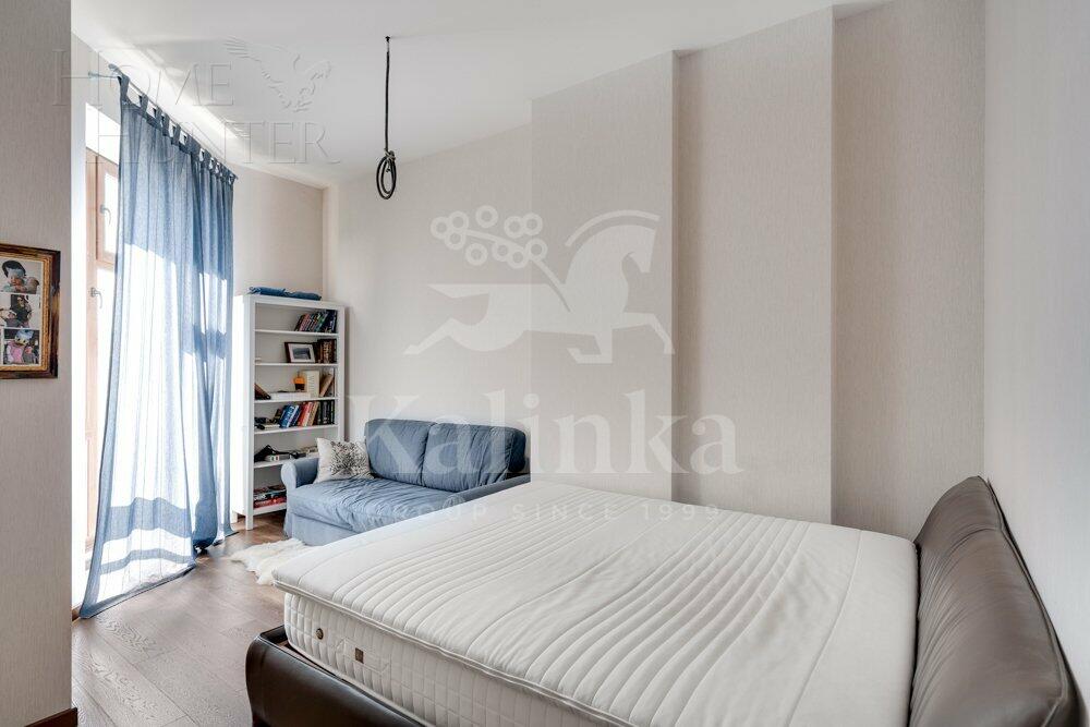 2-этажный таунхаус 220 м² с отделкой