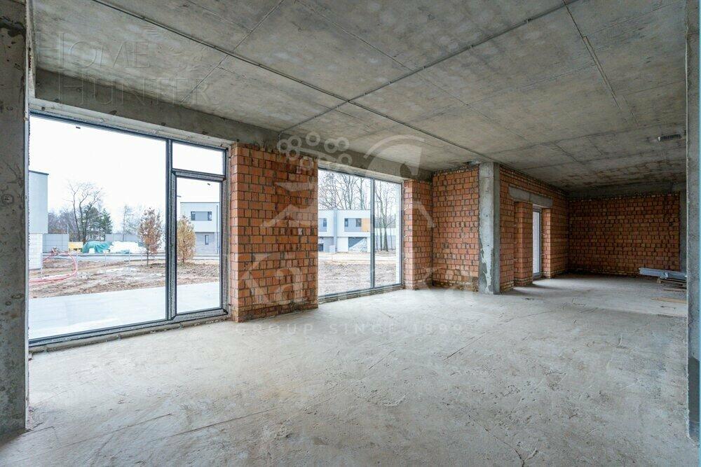 2-этажный коттедж 678 м² без отделки