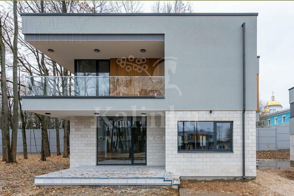 2-этажный коттедж 678 м² без отделки