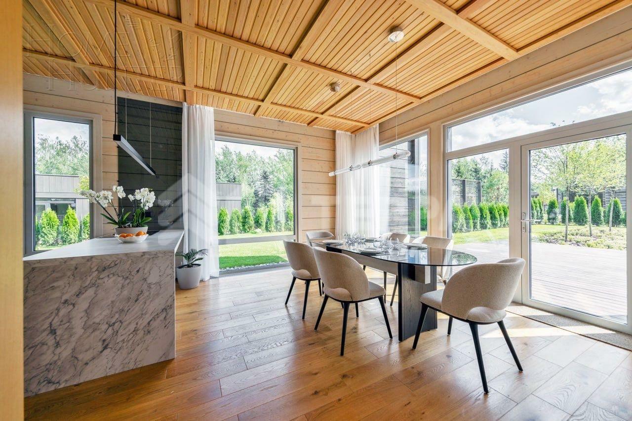 2-этажный коттедж 545 м² с отделкой