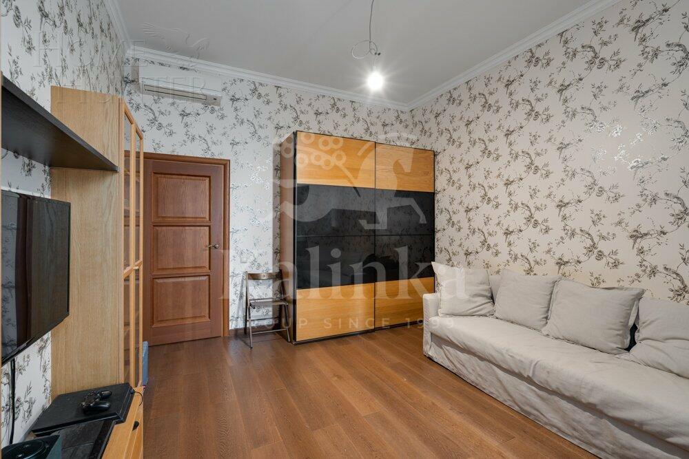 2-этажный таунхаус 220 м² с отделкой