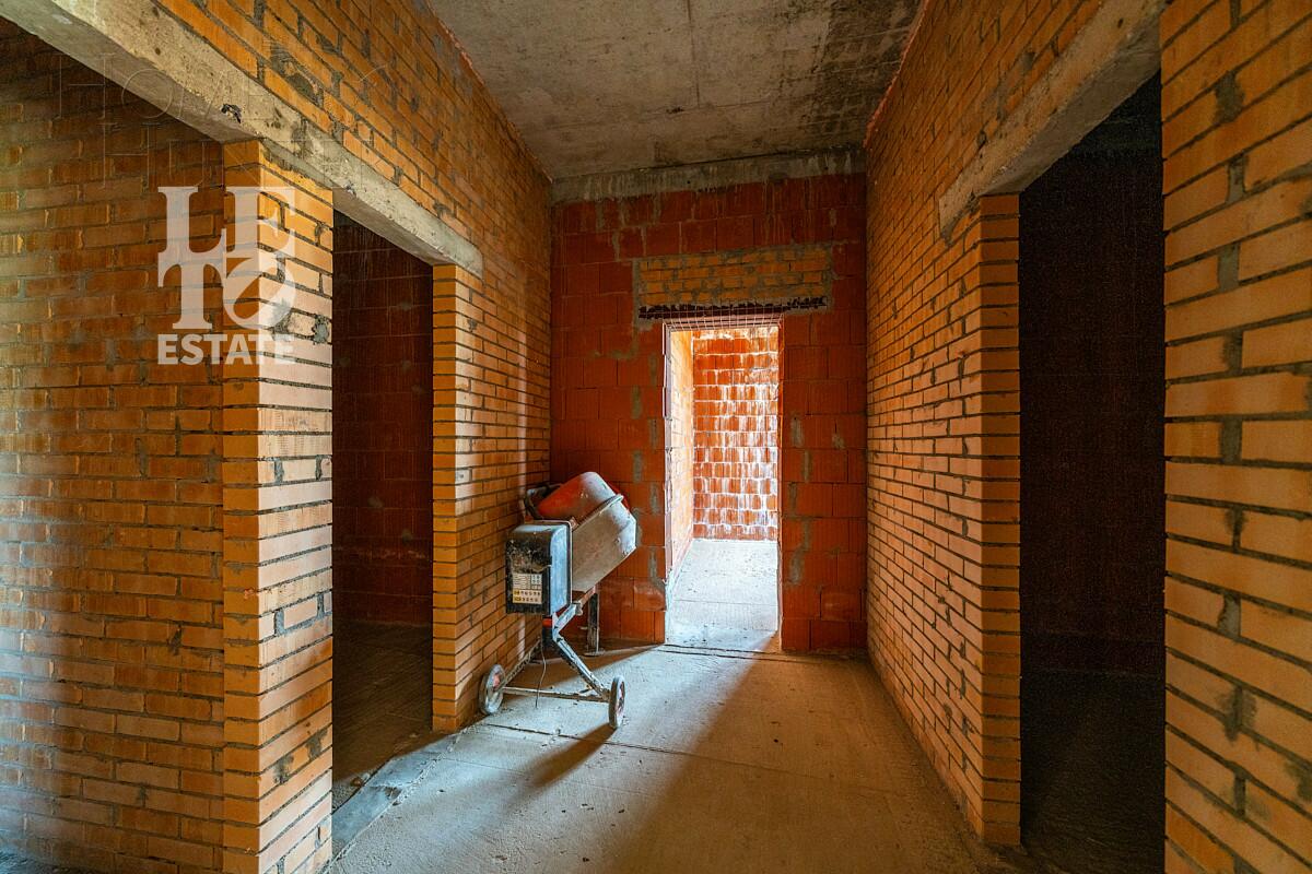 2-этажный коттедж 480 м² без отделки