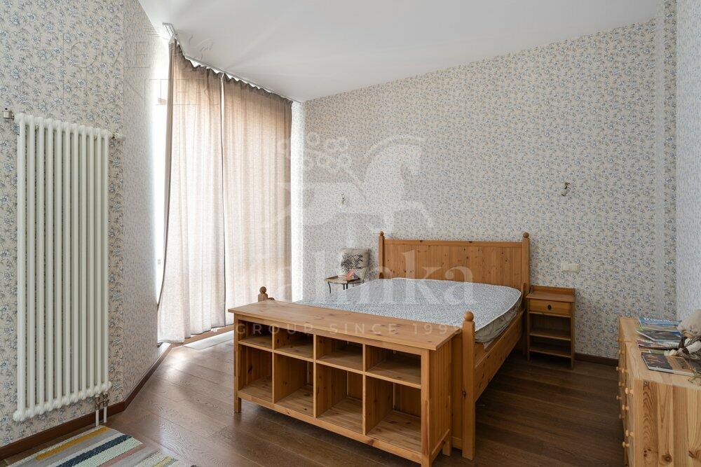 2-этажный таунхаус 220 м² с отделкой