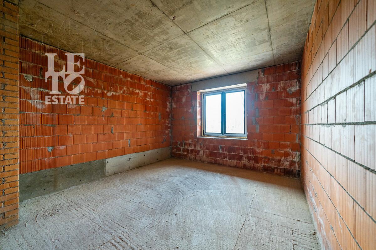 2-этажный коттедж 480 м² без отделки