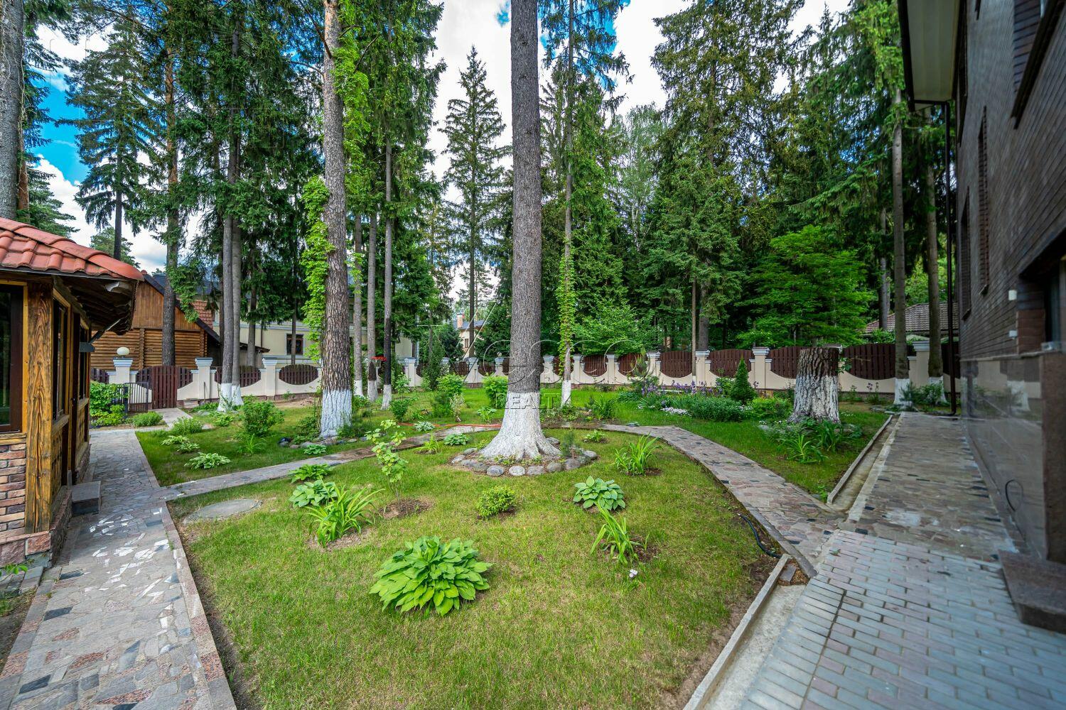 2-этажный коттедж 1 065 м² с отделкой