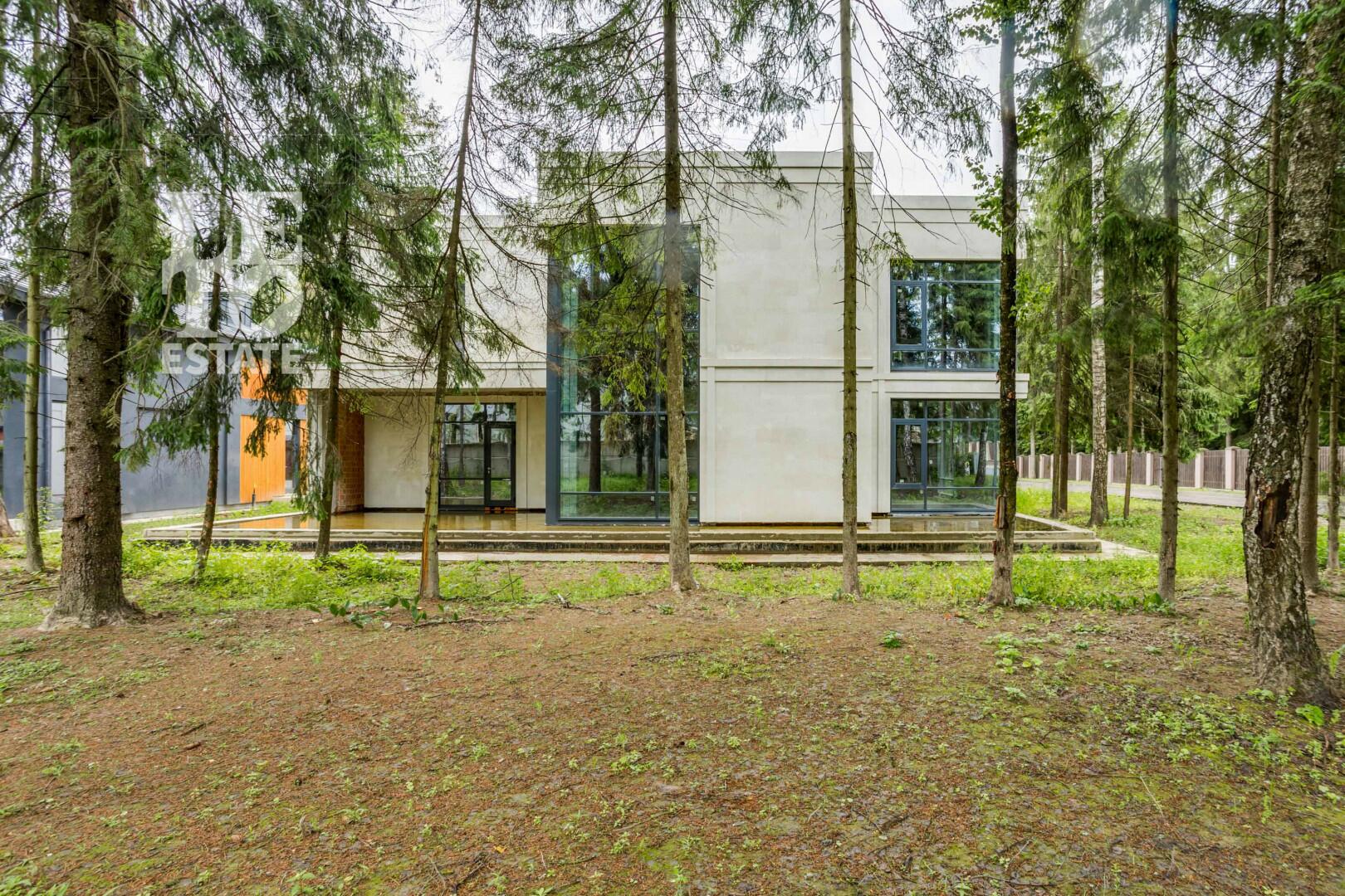 2-этажный коттедж 526 м² без отделки