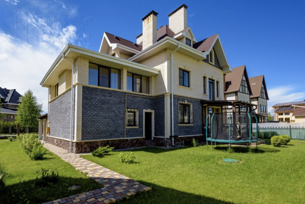 2-этажный коттедж 490 м² с отделкой
