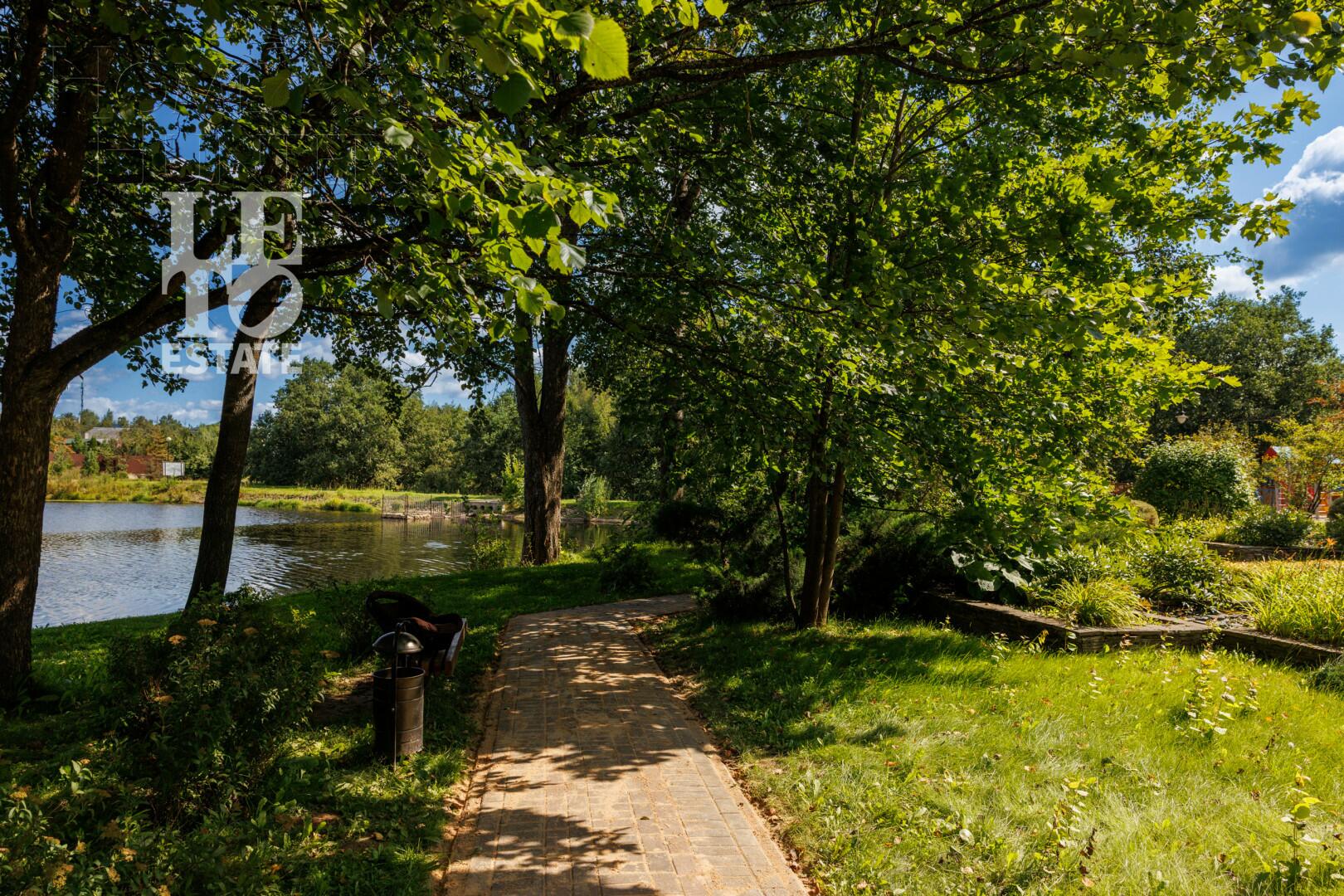 2-этажный коттедж 287 м² без отделки