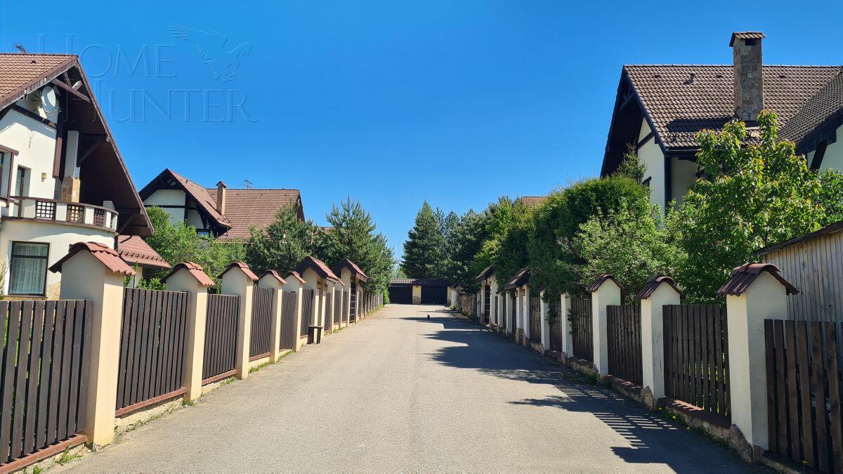 2-этажный коттедж 500 м² с отделкой