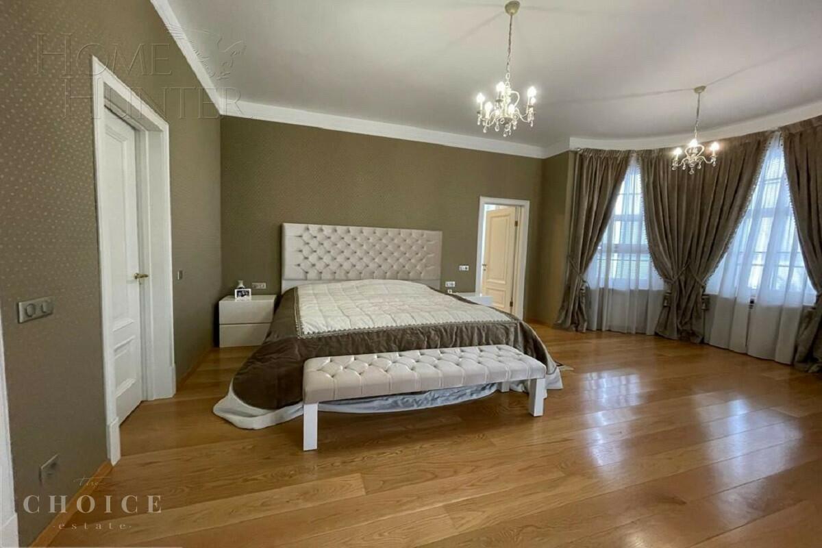 2-этажный таунхаус 350 м² с отделкой