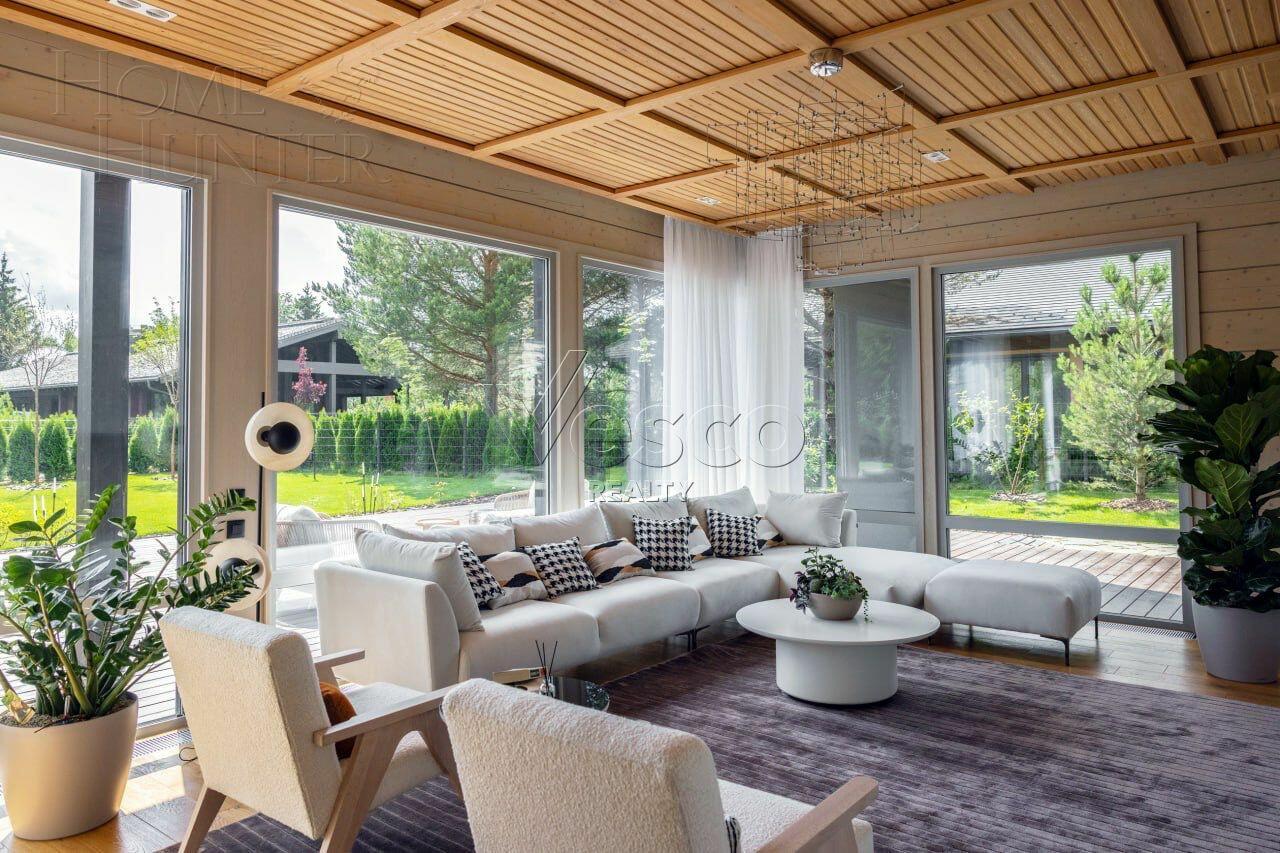 КОТТЕДЖ 545 м² с отделкой