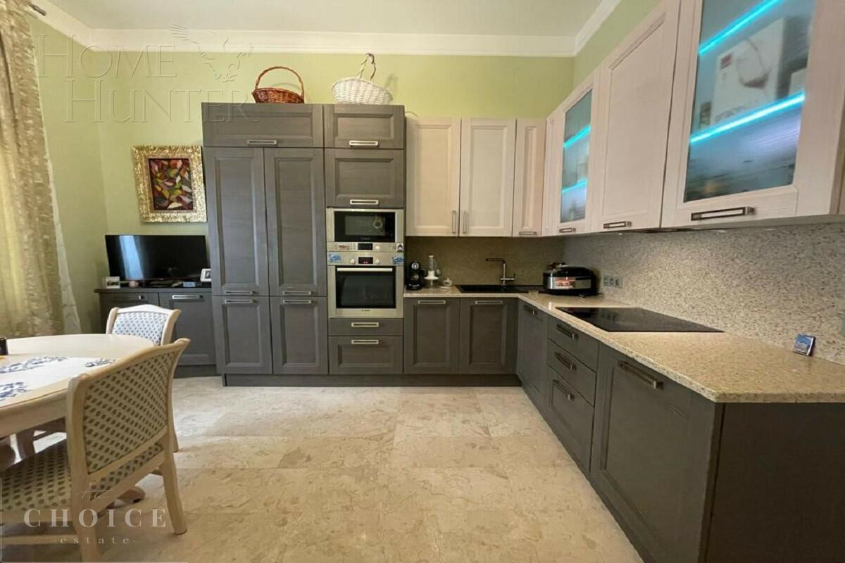 2-этажный таунхаус 350 м² с отделкой