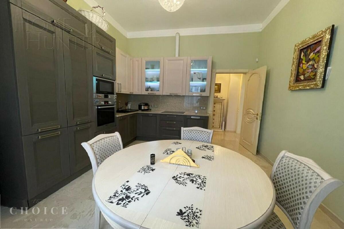 2-этажный таунхаус 350 м² с отделкой