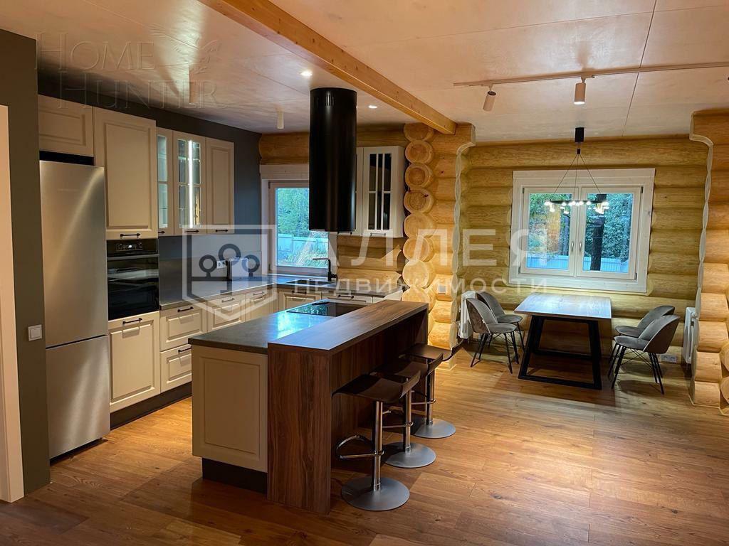 2-этажный коттедж 220 м² с отделкой