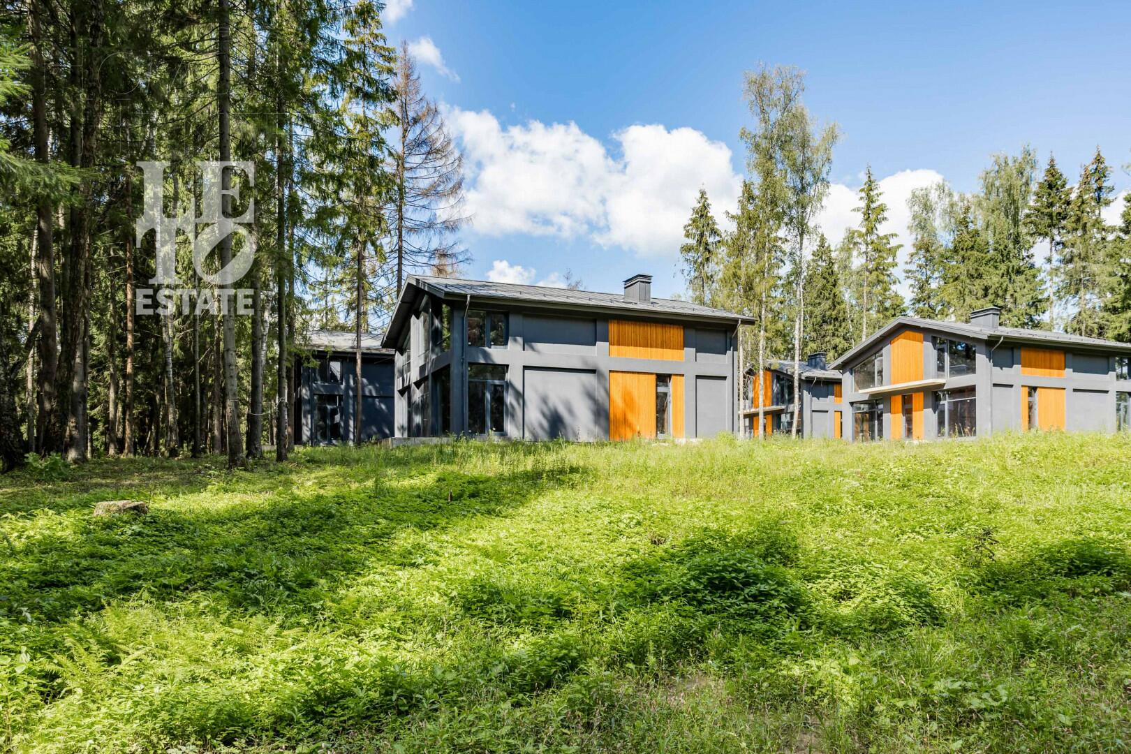 2-этажный коттедж 272 м² без отделки