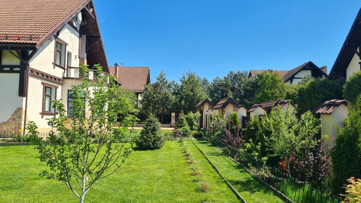 2-этажный коттедж 500 м² с отделкой