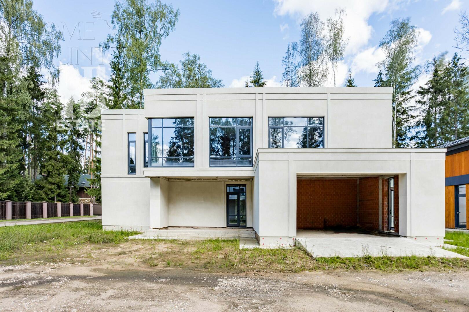 2-этажный коттедж 526 м² без отделки