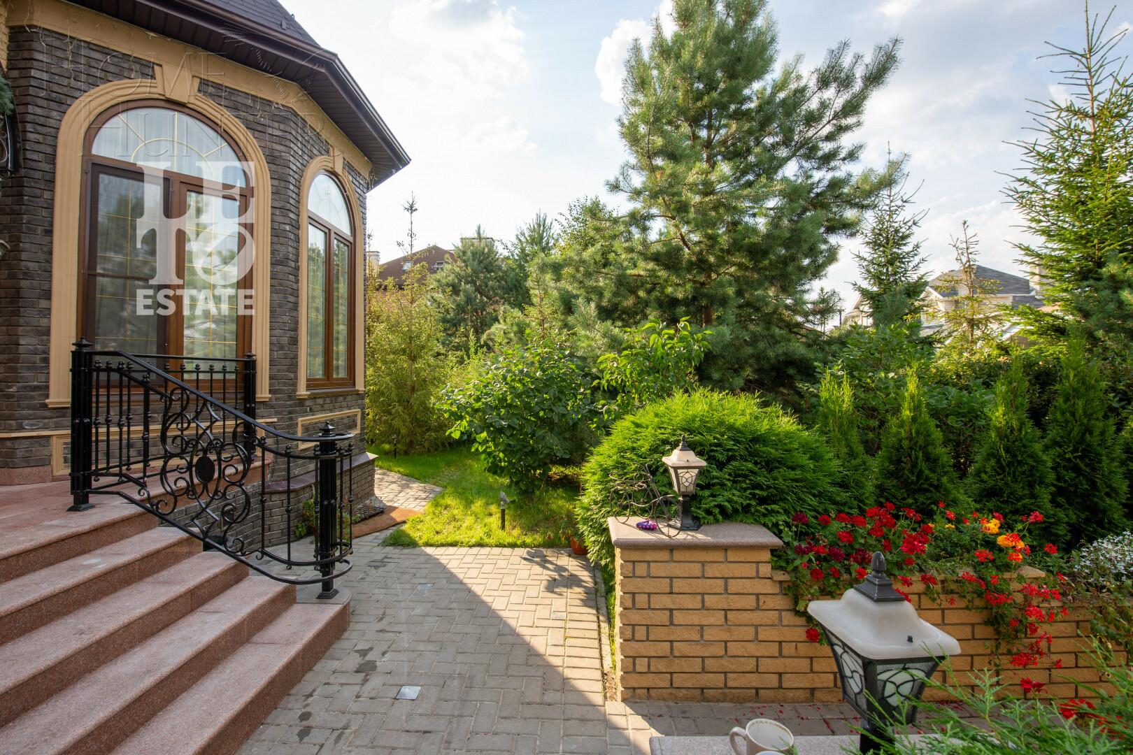 2-этажный коттедж 524 м² с отделкой