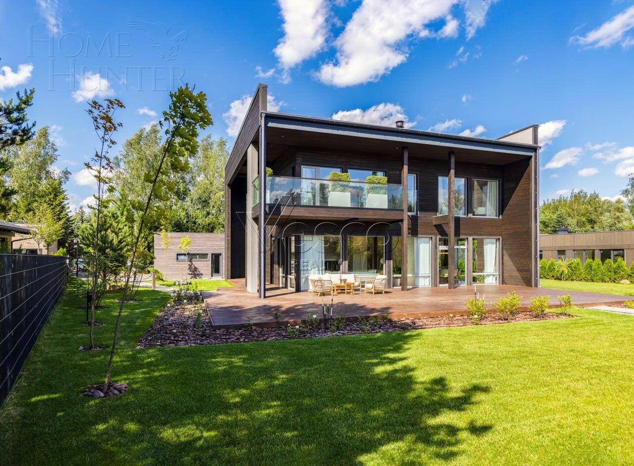 КОТТЕДЖ 545 м² с отделкой