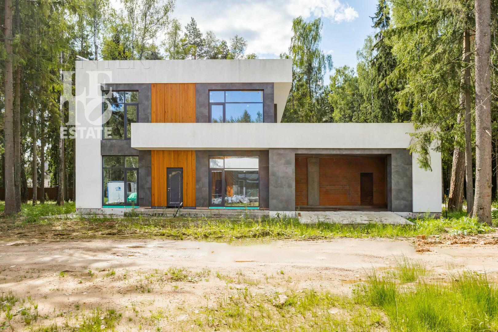 2-этажный коттедж 526 м² без отделки