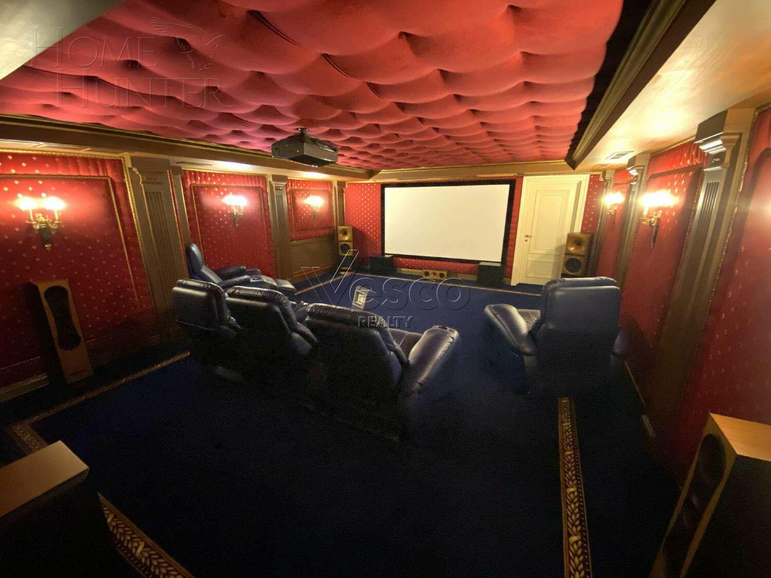 3-этажный коттедж 2 000 м² с отделкой