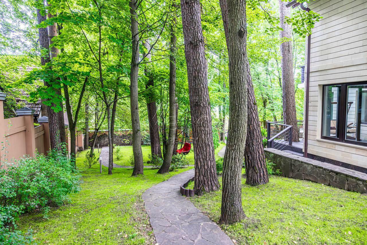 2-этажный коттедж 825 м² с отделкой