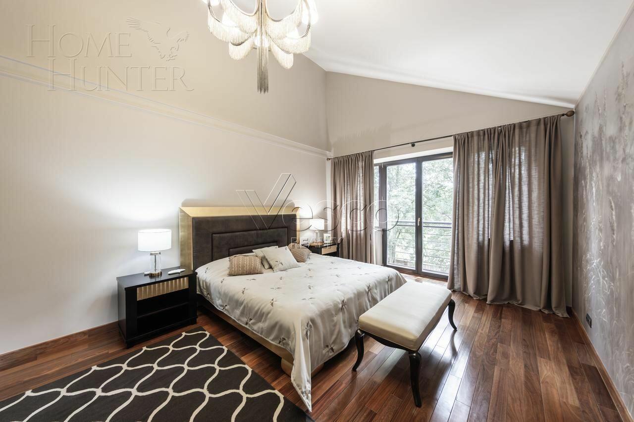 2-этажный коттедж 825 м² с отделкой