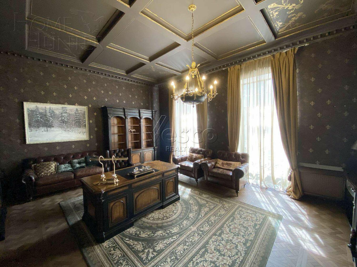 3-этажный коттедж 2 000 м² с отделкой