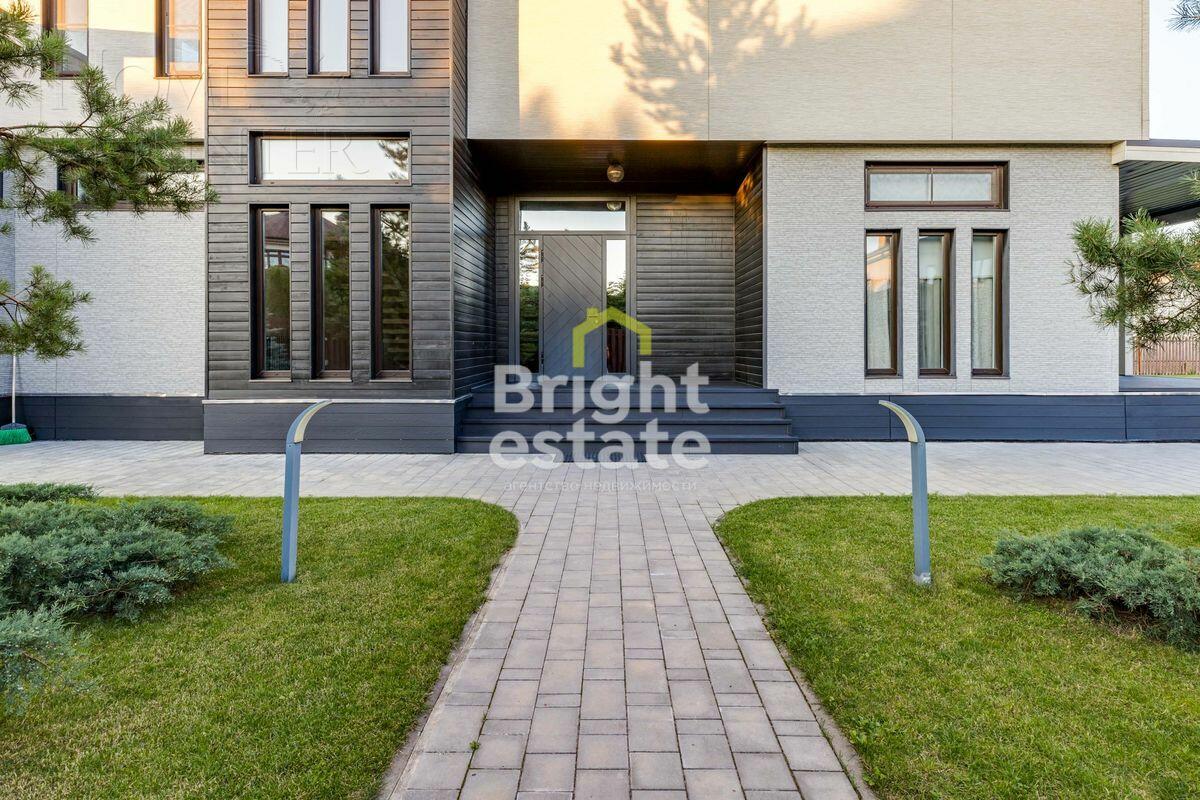 2-этажный коттедж 495 м² с отделкой