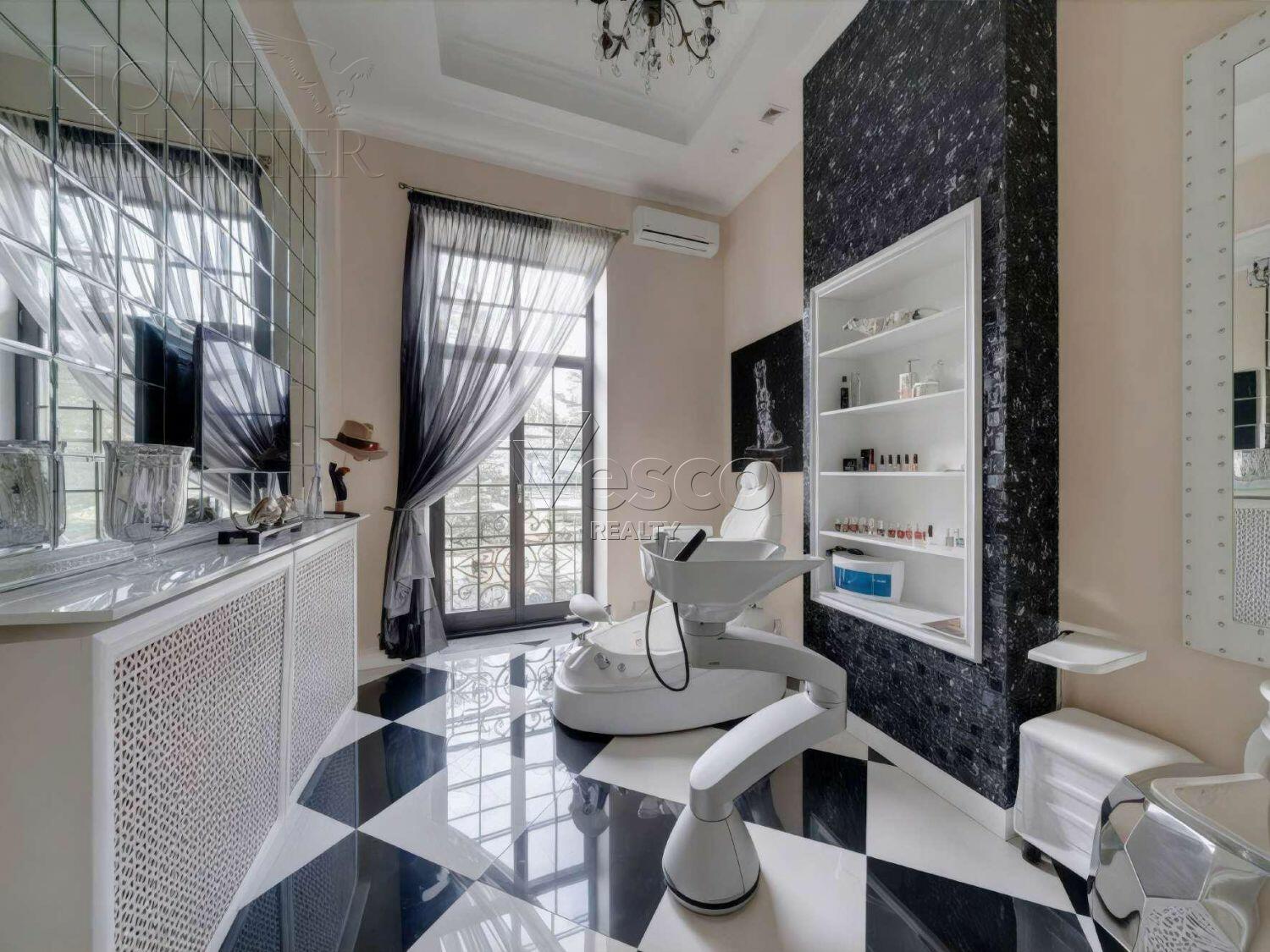 3-этажный коттедж 2 000 м² с отделкой