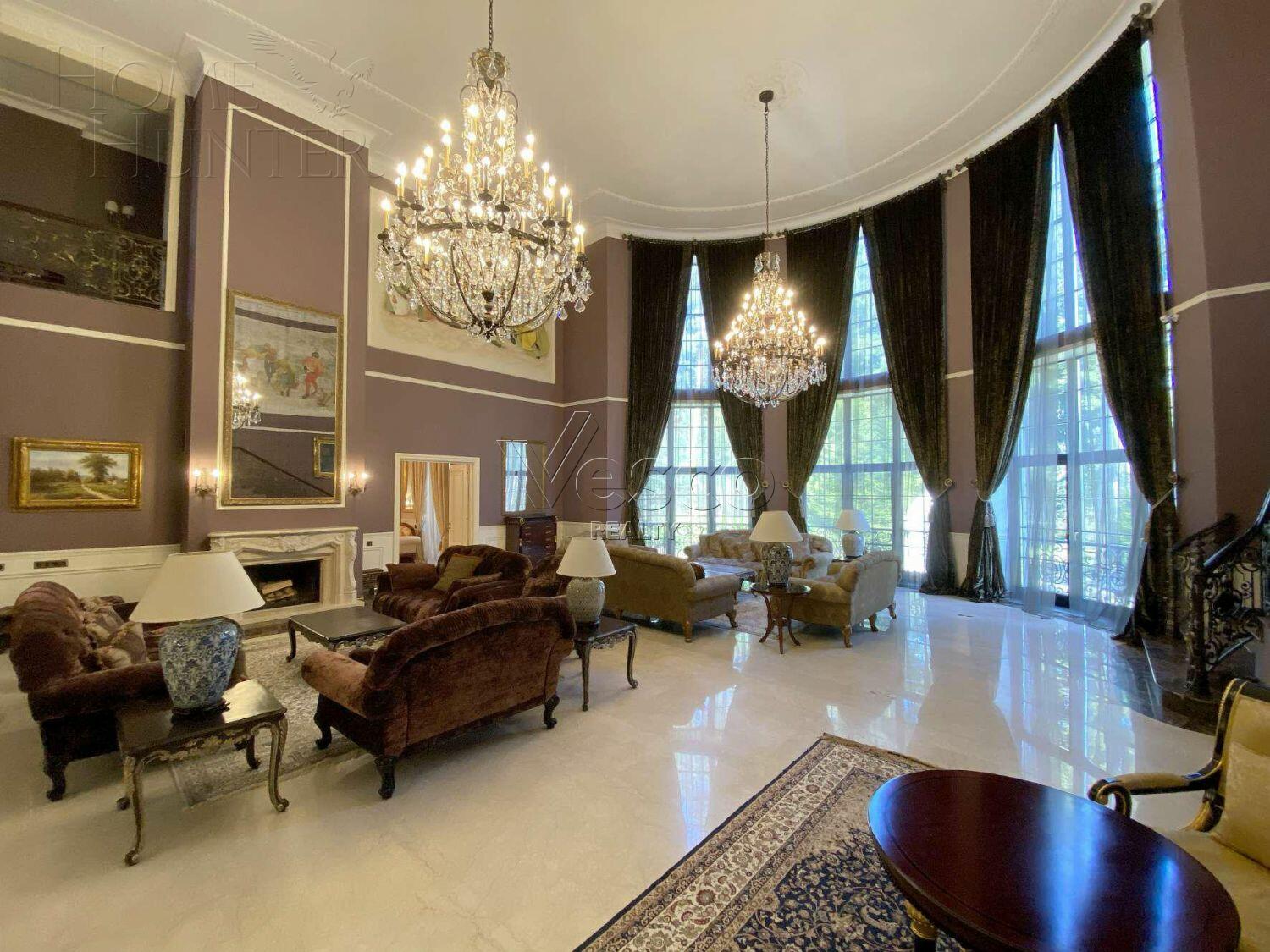 3-этажный коттедж 2 000 м² с отделкой