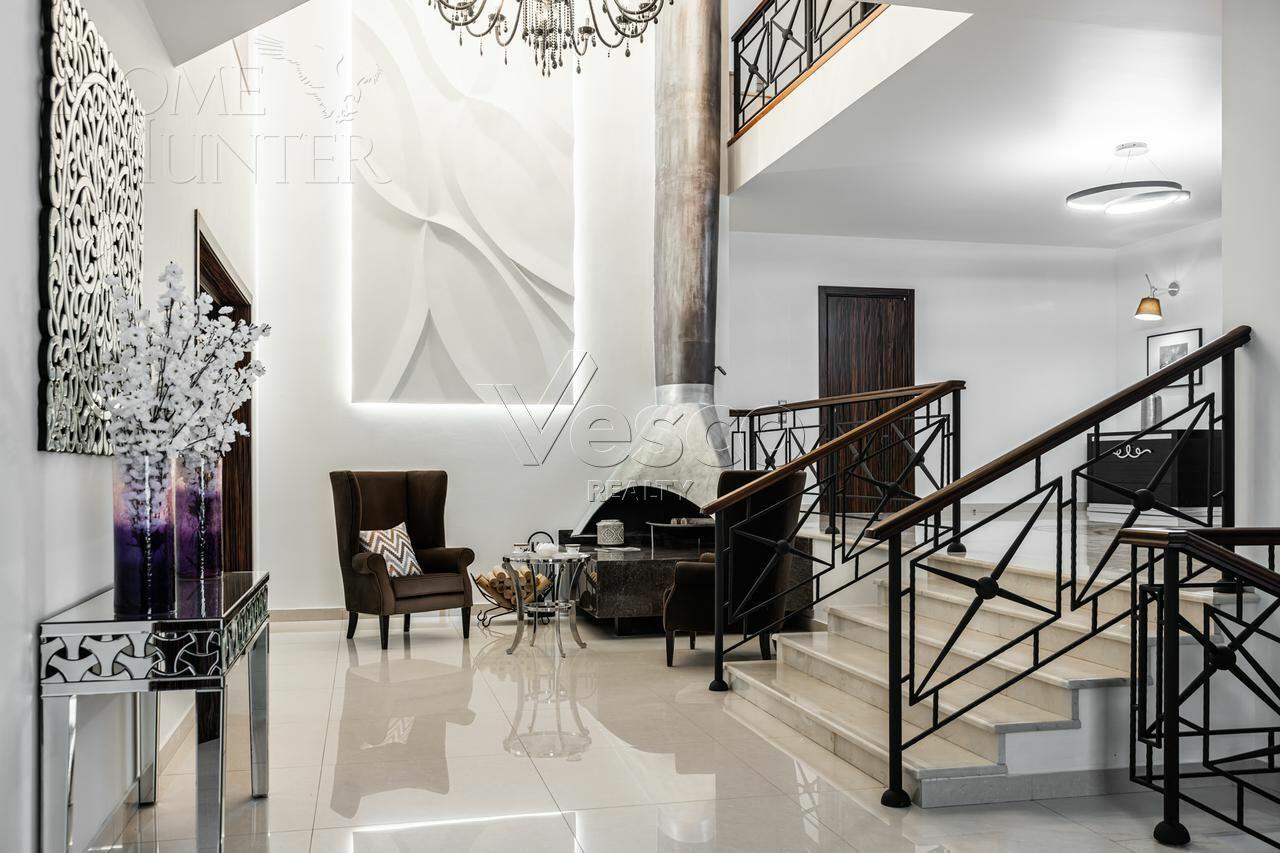 2-этажный коттедж 825 м² с отделкой