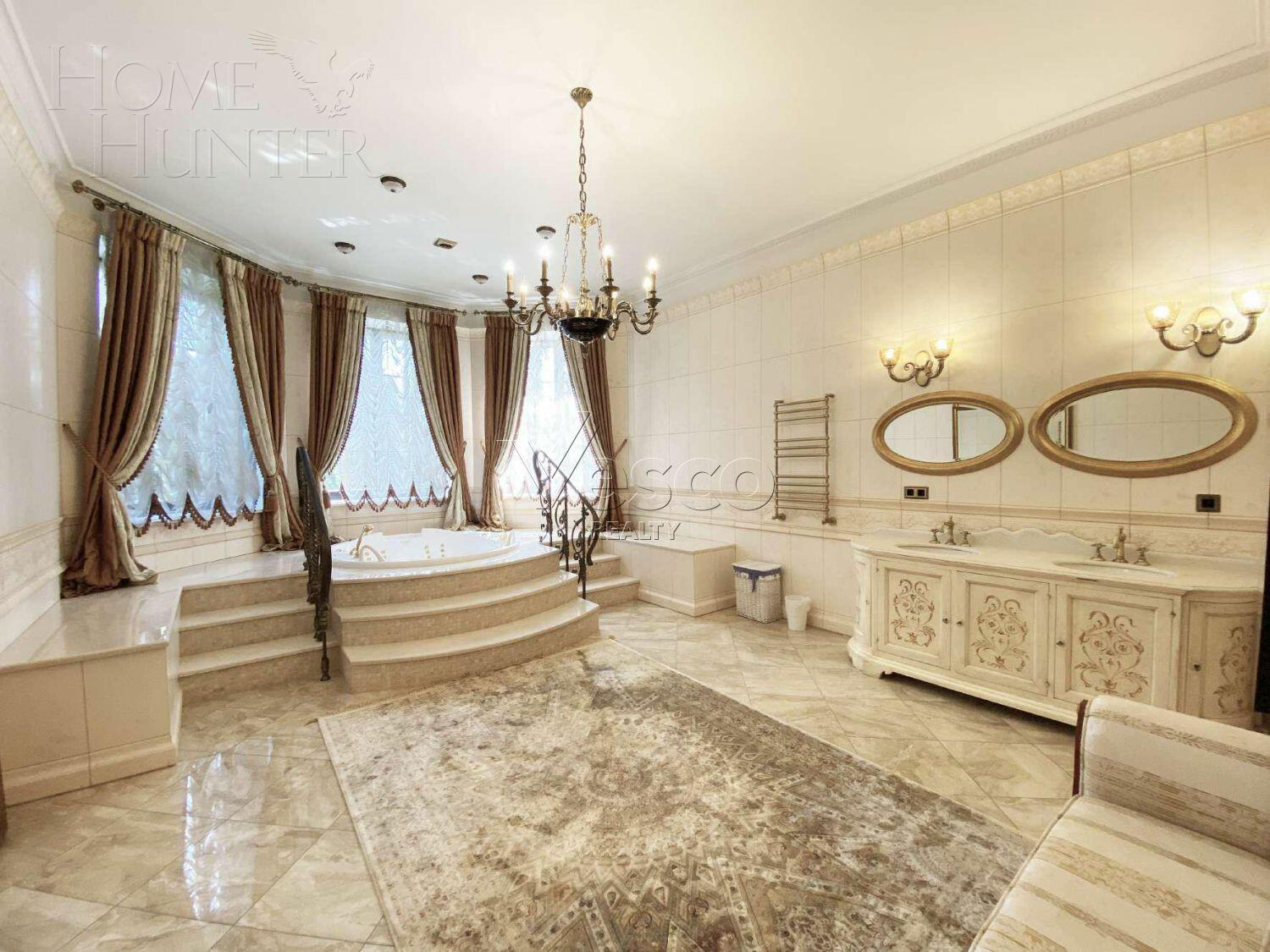 3-этажный коттедж 2 000 м² с отделкой