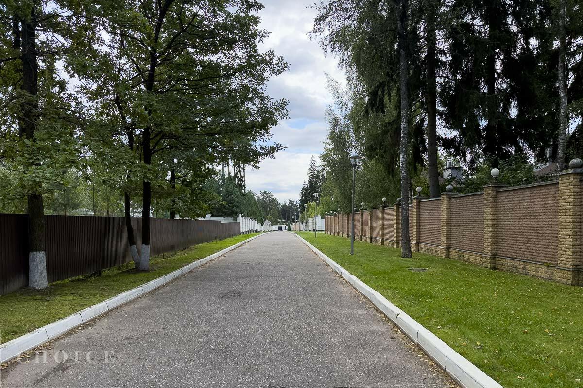 Участок 62.2 сот. в охраняемом поселке