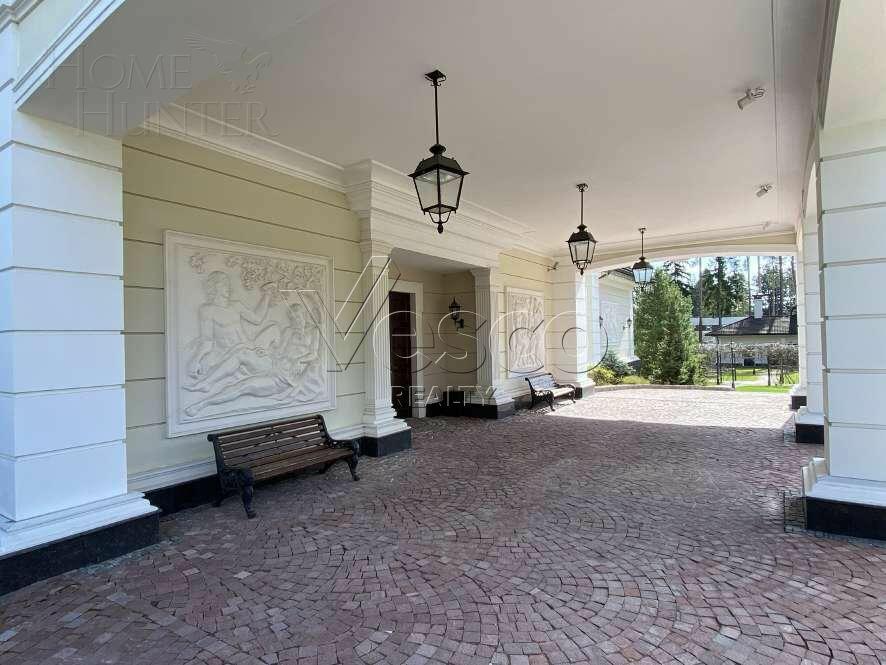 3-этажный коттедж 2 000 м² с отделкой