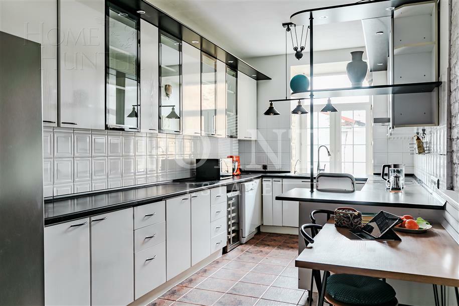 3-КОМН. КВАРТИРА С ОТДЕЛКОЙ 146.8 М² НА 4 ЭТАЖЕ