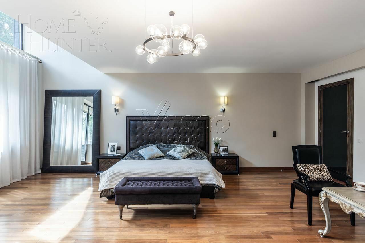 2-этажный коттедж 825 м² с отделкой