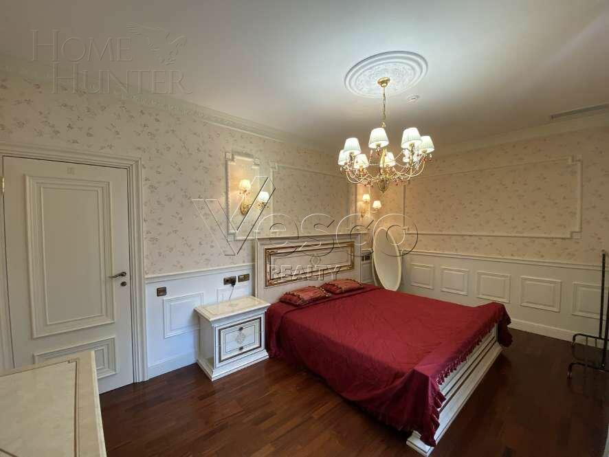 3-этажный коттедж 2 000 м² с отделкой