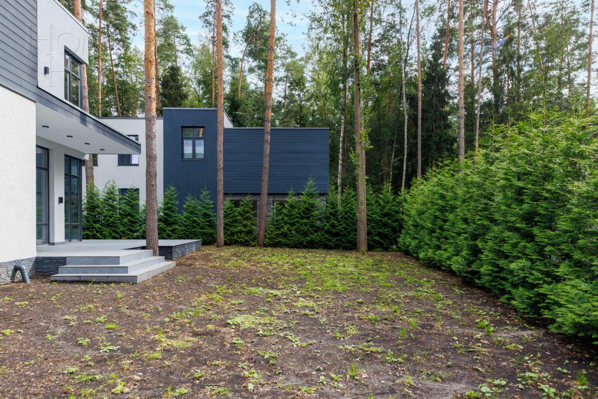 2-этажный коттедж 300.3 м² с отделкой