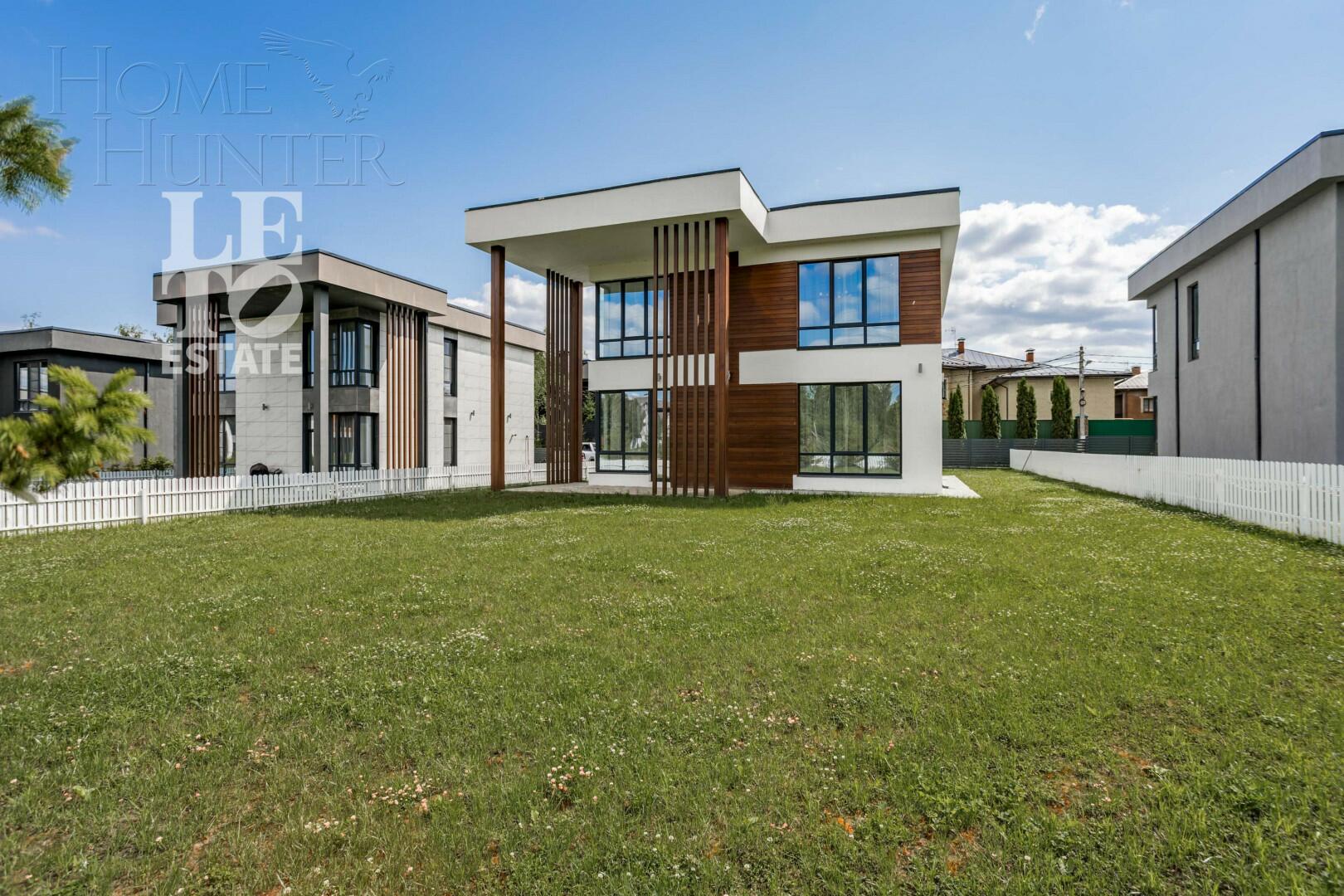 2-этажный коттедж 243 м² с отделкой