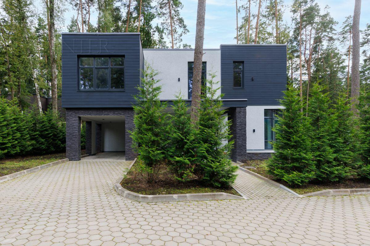 2-этажный коттедж 300.3 м² с отделкой