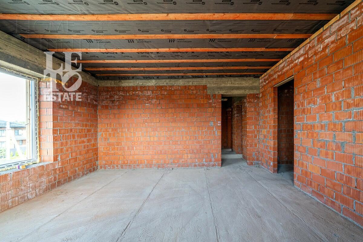 2-этажный коттедж 251 м² без отделки