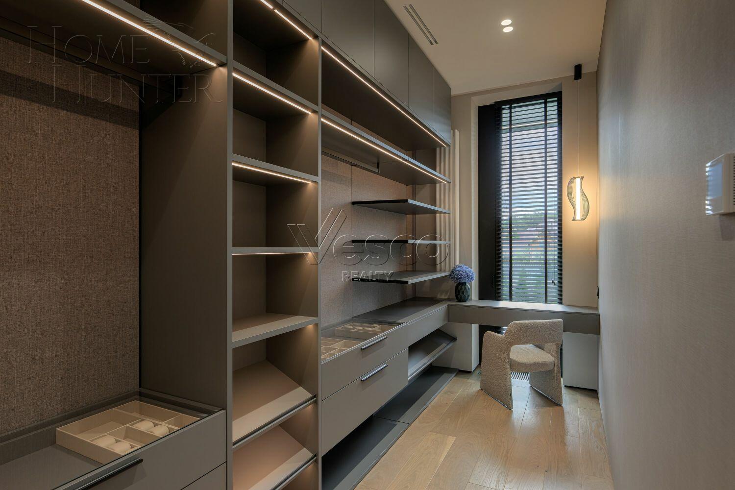 2-этажный коттедж 435 м² с отделкой