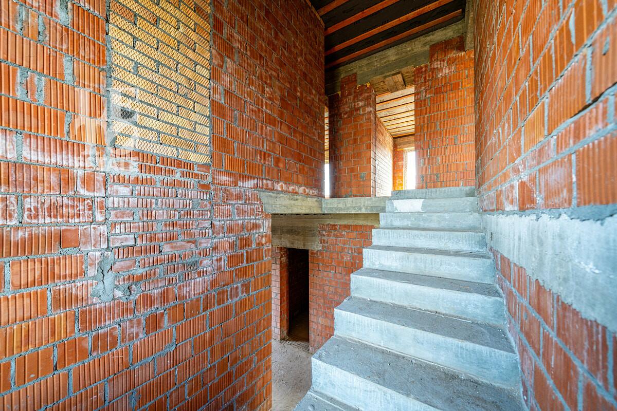 2-этажный коттедж 251 м² без отделки