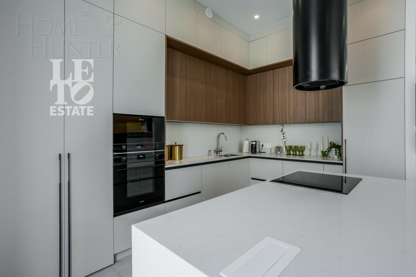 2-этажный коттедж 243 м² с отделкой