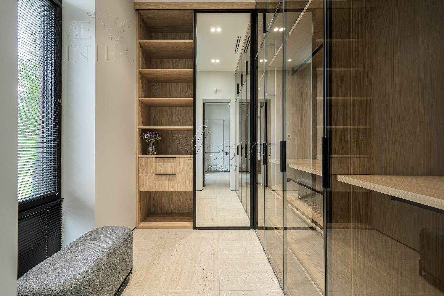 2-этажный коттедж 435 м² с отделкой