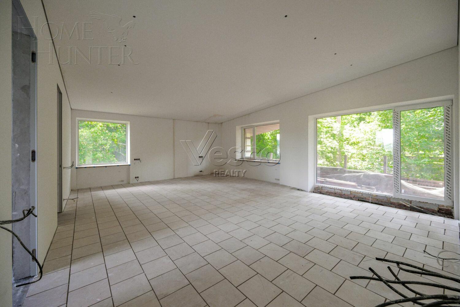 2-этажный коттедж 638 м² без отделки