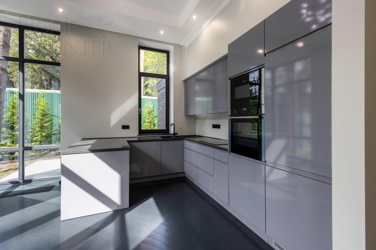 2-этажный коттедж 300.3 м² с отделкой